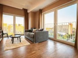 Homely! Skyview 2-Room Apartment, Airport, Fair, Rooftop, Gym!