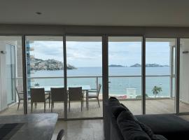 Departamento de 4 recámaras con vista al mar, hotel in Acapulco