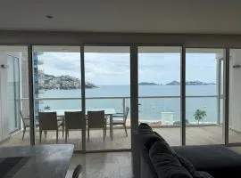 Departamento de 4 recámaras con vista al mar