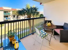 Ocean Village Club P32