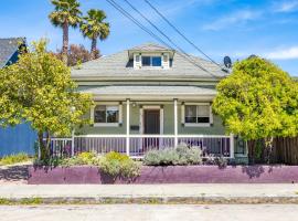 6BD Downtown House Walk to Beach Boardwalk, hotel em Santa Cruz