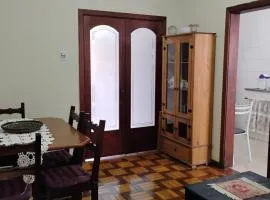 Apartamento no Rio Branco, próximo ao Hospital de Clínicas