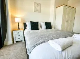 Buckingham Terrace - 4 Bedrooms - Sleeps 7