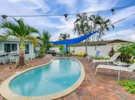 Private Hot Tub, Pool and Yard Modern Bradenton Gem