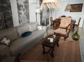 The Cottage at 7