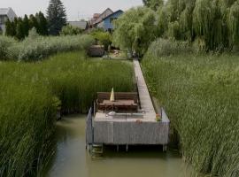 Mikl&oacute;s FKK Naturist