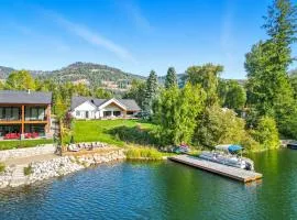 Baby Birch Banks Guest House on Lake Pend Oreille