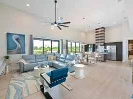 Luxury Top-Floor Retreat - Siesta Key