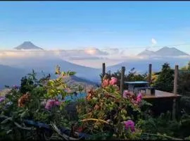 Casa de Flores Bosque y Volcanes