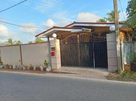 Spacious family holiday Home Near Airport, JAELA, Aussie holiday home, hotel in Ja-Ela