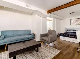 Cozy Portland Home Steps from Food - Sleeps 4