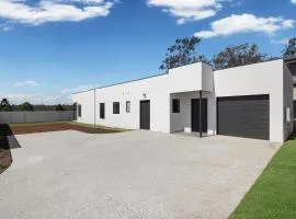 Brand New Luxury 4 Bed Home