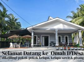 Homestay Omah D'Desa with pool, ξενοδοχείο σε Kampong Telok Ru