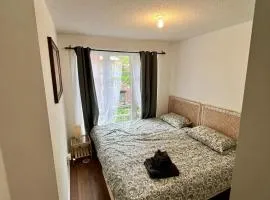 DT Townhome 1BR steps to transit