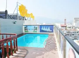 Sen Vàng Luxury Hotel