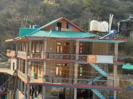 Shanti cafe and stay