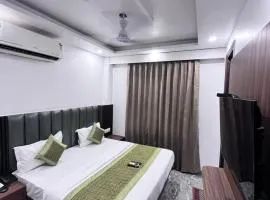 Hotel the haveliya-1 mint from new delhi railway station & connaught place
