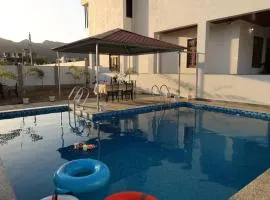 7bhk luxurious villa in badi