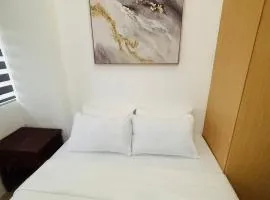 17 Relaxing Escape Near Emperador