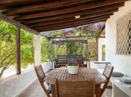 Villa Olivastro by Klodge, hotel in Olbia