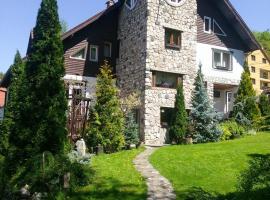 Pension Casa Contelui, hotel i nærheden af Dino Parc, Rîşnov