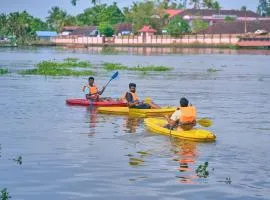 Cotelac Heritage Lake Resort Alleppey by VOYE HOMES