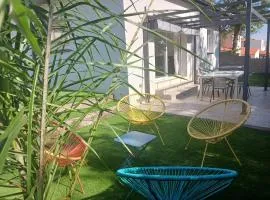 L'Eden des Aspres Villa plain pied T4 avec Jardin, terrasse & BBQ