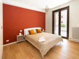 Casa con terrazzo in ottima posizione vicino Como