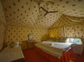 Royal Gadhvi Desert Camp