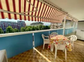 One-bedroom flat with shared pool