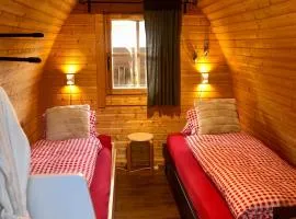 Grosse Ferienwohnung mit Gartentiny, nähe Thun und Interlaken