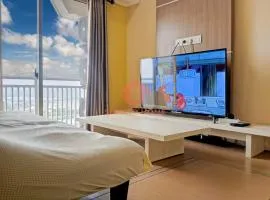 Cozy 2BR Trivium Apt pool & wifi