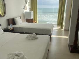 KINGS BAY Beach Resort, hotell i Galle