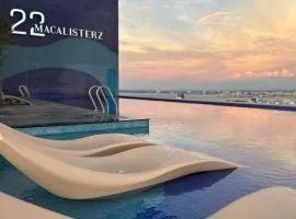 Cozy studio with Panoramic view at 22 Macalisterz