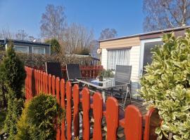 Bungalow am Hafen, hotel en Gager