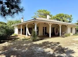 Villa familiale au Cap Ferret: face aux dunes, proche plage, grand jardin et terrasse, 10 pers - FR-1-736-8
