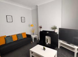 Grantham House - Sleeps 6 - Pet friendly - Parking, vila v destinaci Newcastle upon Tyne
