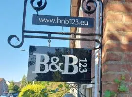 Bed & Budget123