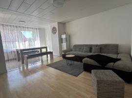 Ferienwohnung Nähe Bodensee & Allgäu ideal für Familien oder Messebesucher, hotel di Baindt