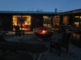 Drumcoltran Cabin by SkyBears Holidays - Puppy Lounge, Arcades, Games room