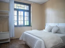Casa térrea geminada aconchegante AV3402