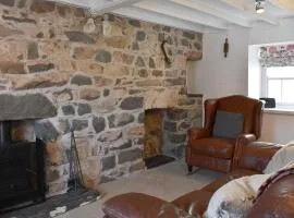 Cae'r Pwll