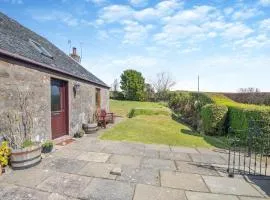 Kilbride Cottage-Uk46886