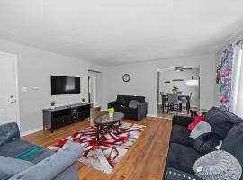Spacious 2 bedroom apartment in cincinnati, hotel v destinaci Cincinnati