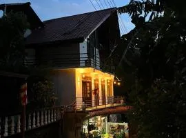 Mountain Breeze Villa