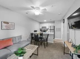 Near Fort Liberty Modern 1br I Free Parking I Gym