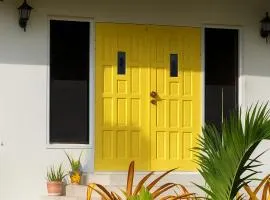 Yellow Doors - Tranquil comfortable retreat