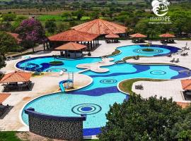 Hotel Canariu's Gravatá - Flat térreo com duas suítes (até 8 pessoas) | 102 BL 16: Gravatá'da bir otel