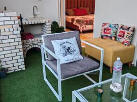 Hammamet appart with pool, ξενοδοχείο στη Ναμπέλ