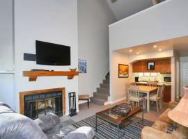 Eagle Point Ski Resort 10 Wooded Ridge Condos, hotel din Beaver